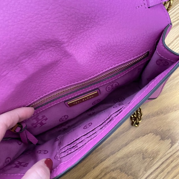 Tory Burch Kira Pink Crossbody bag - Picture 4 of 4